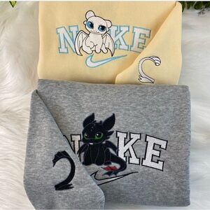 Nike Kids Dragon Graphic Shirts - Yellow and Gray